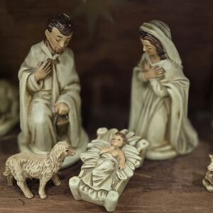 1960's Nativity Set Scene w/ Manger 13pc Chalkware Made In Japan